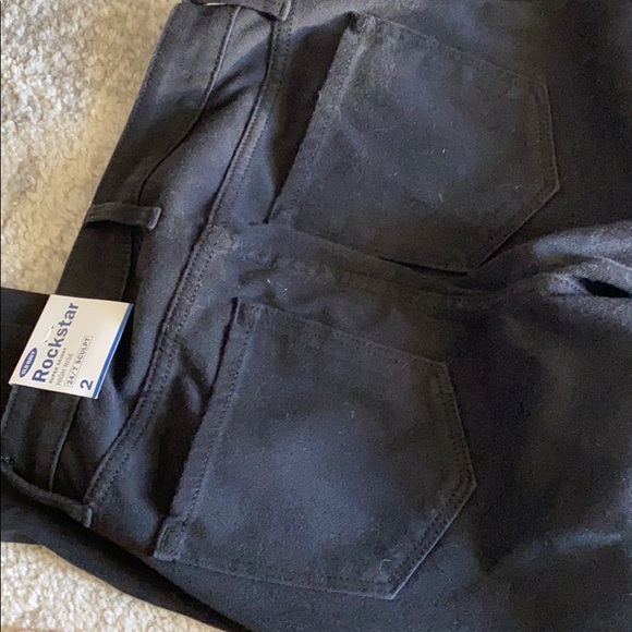 SOLD-Old Navy Rockstar Jeans - Picture 4 of 4